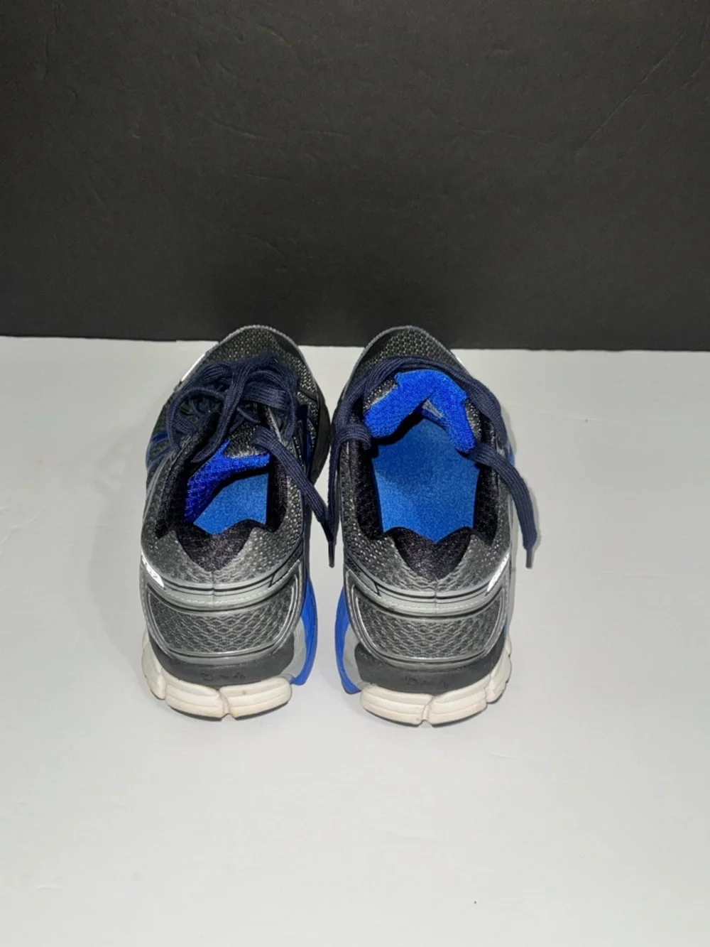 Brooks I Men’s I Sneakers I Running I Blue Athletic Shoes